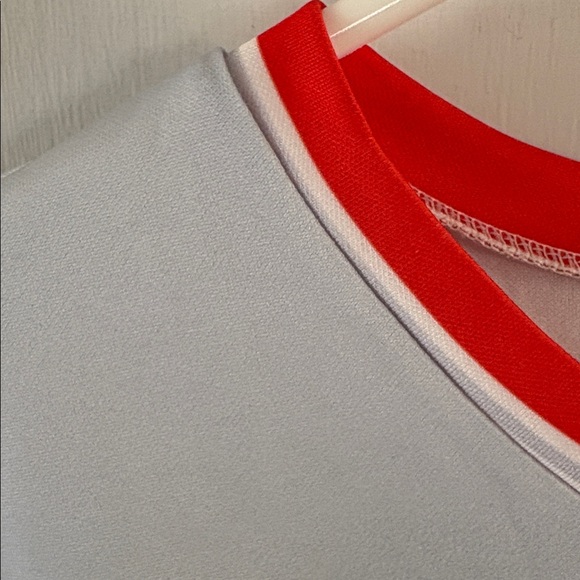 NFL Kansas City Chiefs silver sweatshirt with team name and logo Size XL - Picture 3 of 9